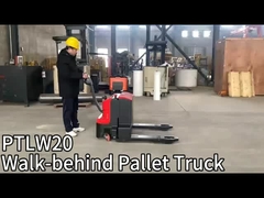 ماشینی که پشت آن حرکت می کند