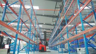 2026 Hot Sale EP CQD15SD 1500kg Stand-up Reach Truck | بالابر بالا و انعطاف پذیر