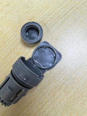 دریچه تخلیه سبد باتری لیفتراک