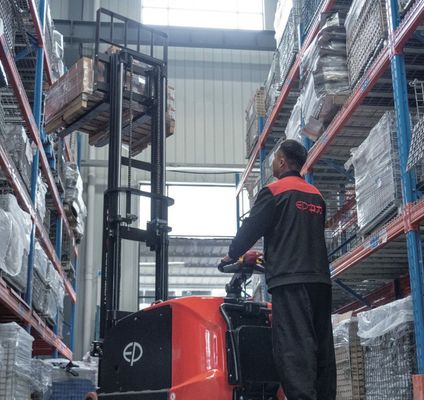 الکتریکی درایو EP Tech 2.0 تن ضد توازن استاکر با باتری لیتیوم اختیاری ارتفاع 3000mm