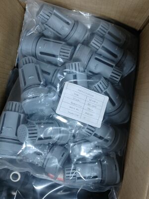 LAKER LK-CAP-4 Factory Direct Sturdy Anti-Corrosion Grey Plastic One-Piece Battery Vent Cap, Effective Water Retention for Electric Pallet Truck & Forklift Traction Lead-Acid Battery Maintenance